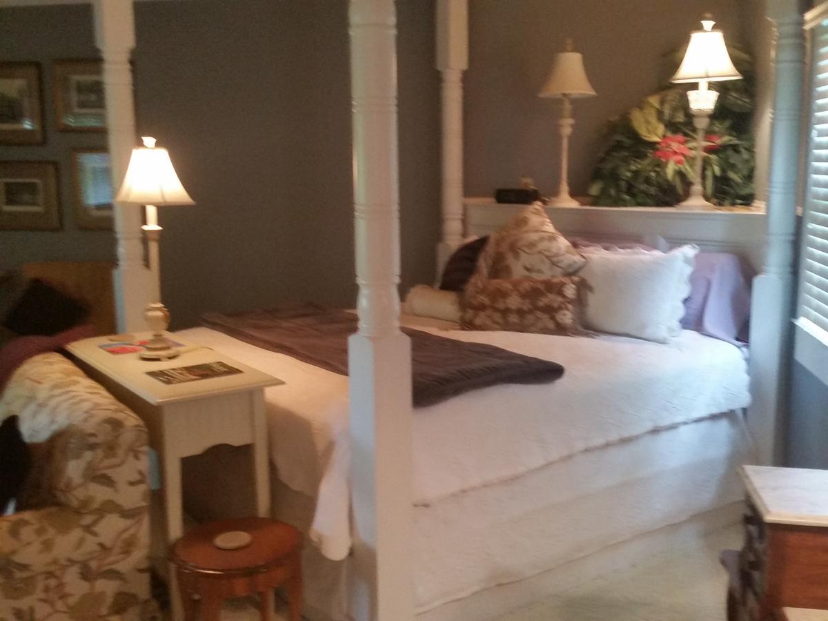 Spahn House Bed And Breakfast Senatobia Экстерьер фото